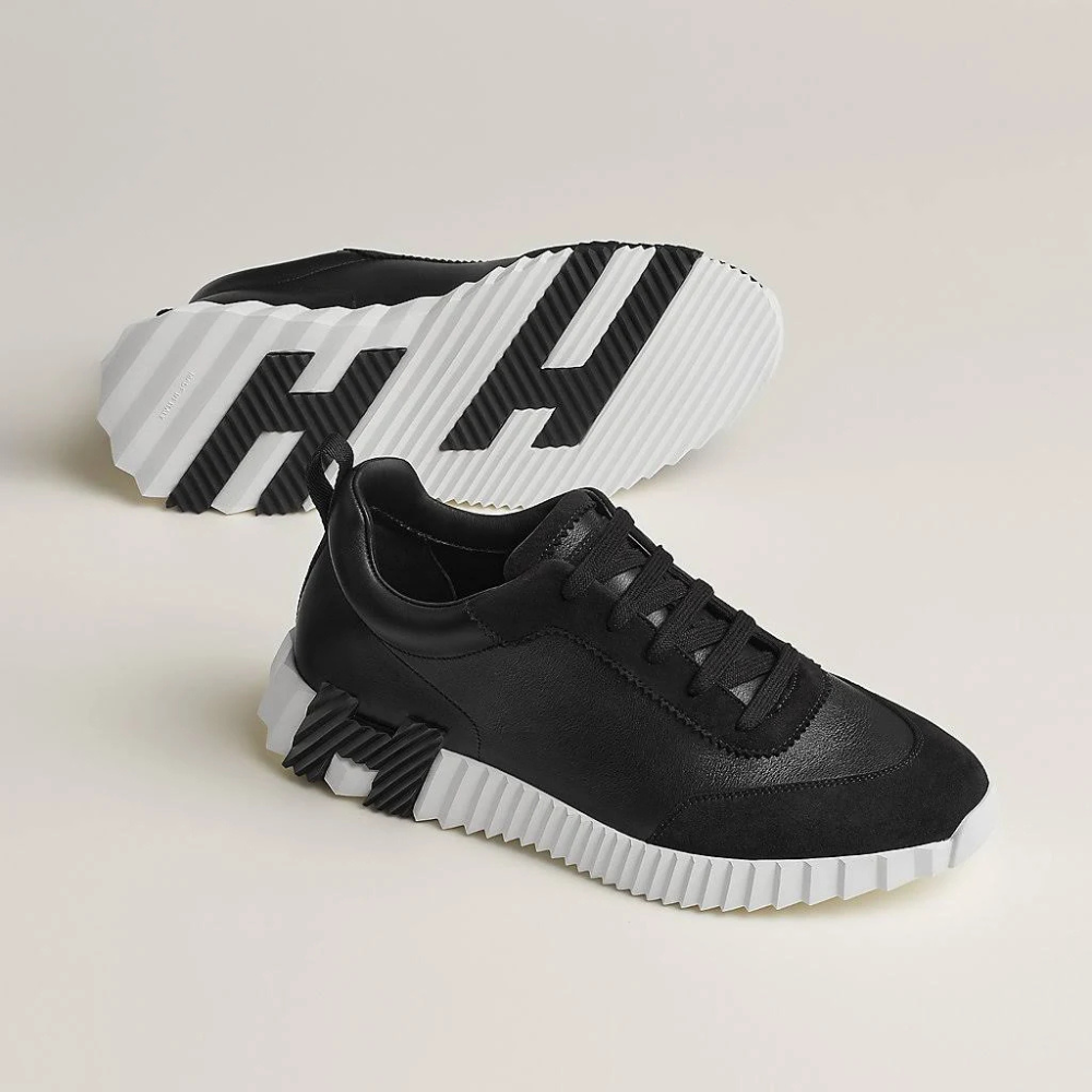 Bouncing Sneaker Black White