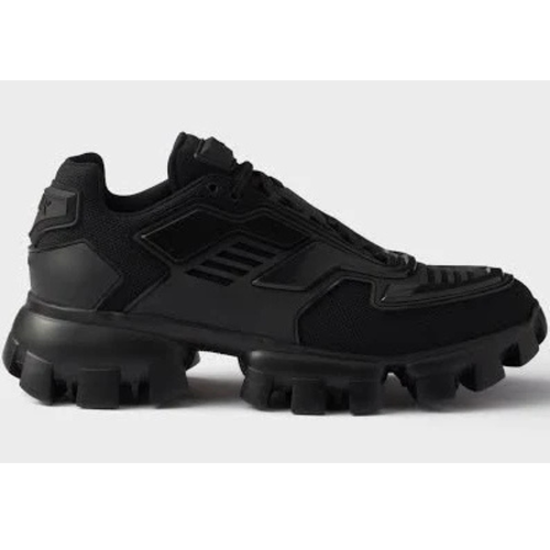 Monolith Brushed Leather Triple Black