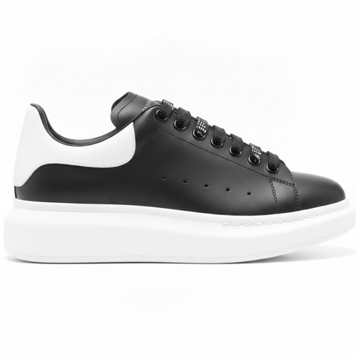 Oversized Sneaker Black White