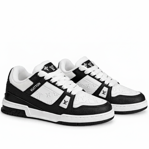 Trainer Sneaker Black White Monogram